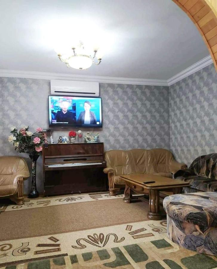 Villa In ティビリシ エクステリア 写真