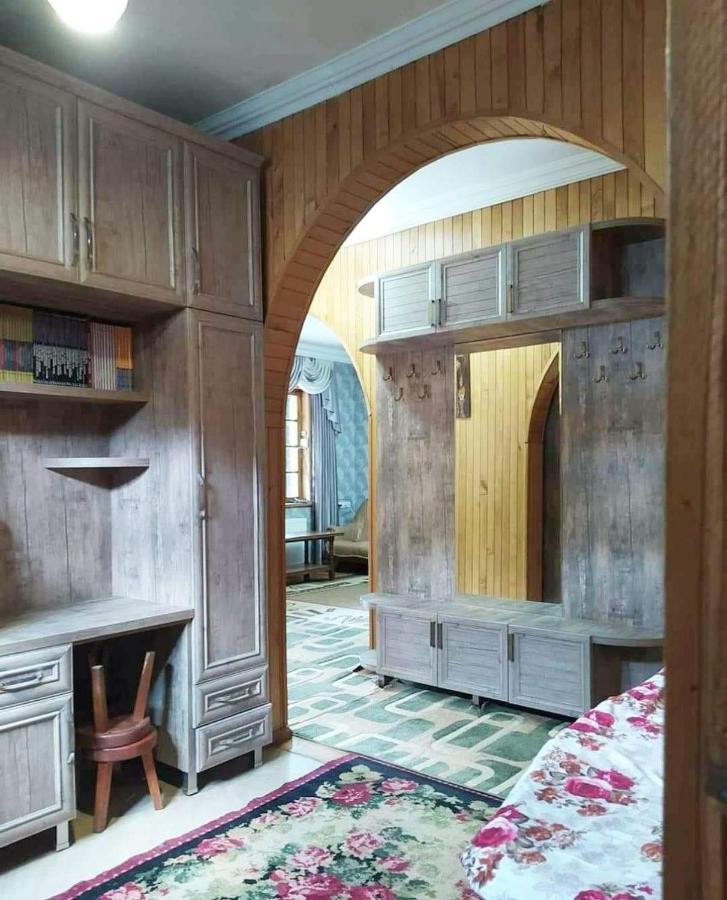 Villa In ティビリシ エクステリア 写真