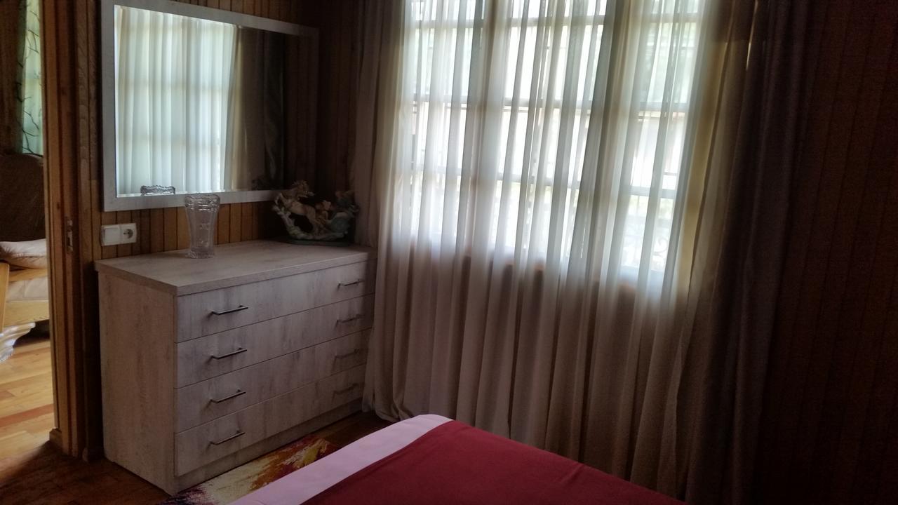 Villa In ティビリシ エクステリア 写真