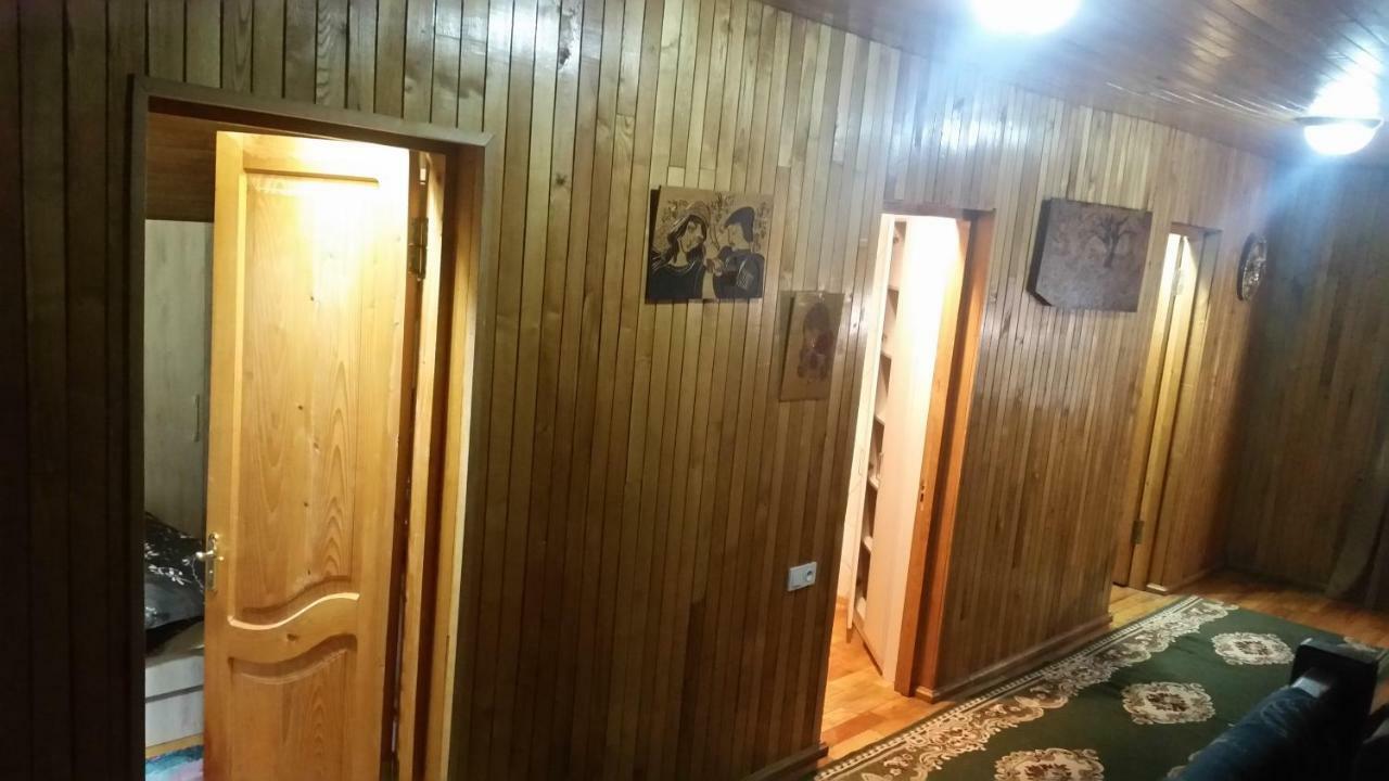 Villa In ティビリシ エクステリア 写真